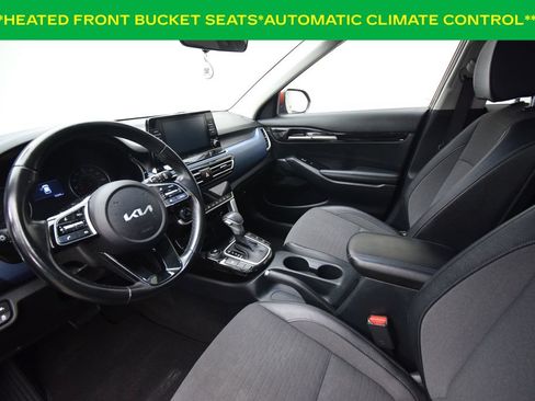Used 2023 Kia Seltos S AWD/4WD image 11