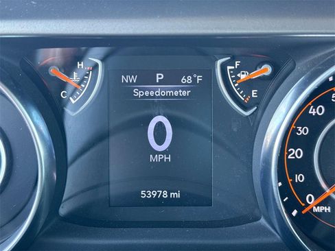 Used 2023 Jeep Gladiator Sport image 17