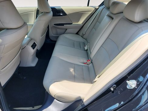 Used 2017 Honda Accord EX-L image 13