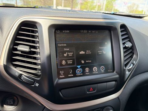 Used 2014 Jeep Cherokee Limited FWD image 26