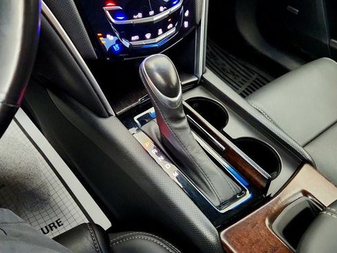 Used 2019 Cadillac XTS Luxury w/ Driver Awareness Package FWD image 17