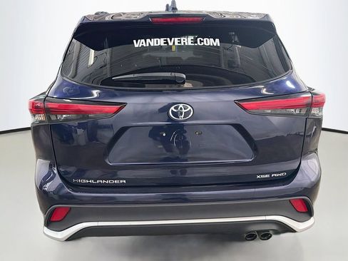 Used 2023 Toyota Highlander XSE AWD/4WD image 8