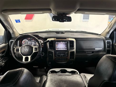 Used 2014 RAM 2500 Laramie AWD/4WD image 9