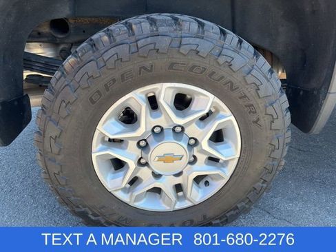 Used 2024 Chevrolet Silverado 2500 LTZ w/ LTZ Texas Edition AWD/4WD image 12
