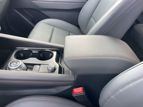 New 2026 Ford Explorer Active w/ Active Comfort Package image 12