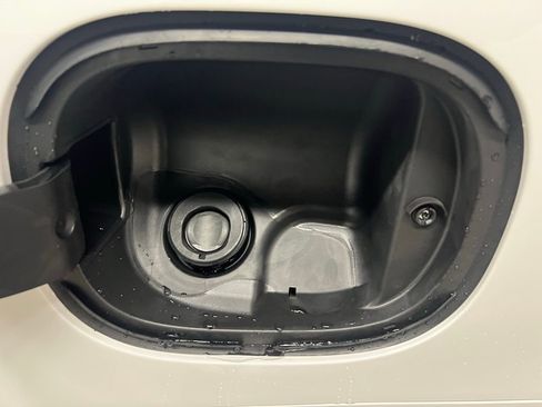 New 2026 GMC Yukon XL Elevation w/ LPO, Floor Liner Package image 30