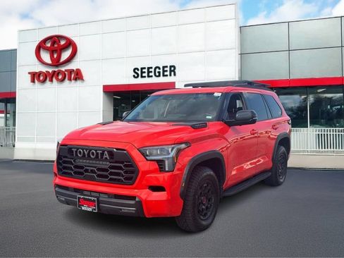 Used 2023 Toyota Sequoia TRD Pro AWD/4WD image 11