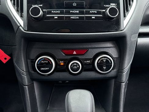 Used 2023 Subaru Crosstrek 2.0i image 21