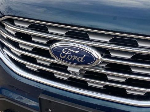 Used 2020 Ford Edge Titanium w/ Equipment Group 301A image 27