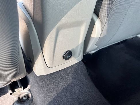Used 2014 Ford Focus SE FWD image 31