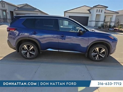 Used 2023 Nissan Rogue Platinum w/ Platinum Premium Package image 9