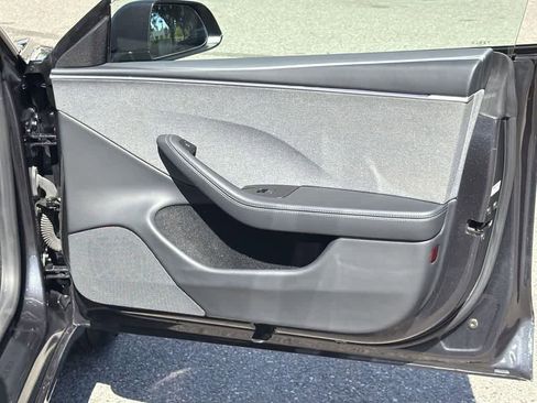 Used 2024 Tesla Model 3 Standard Range image 40