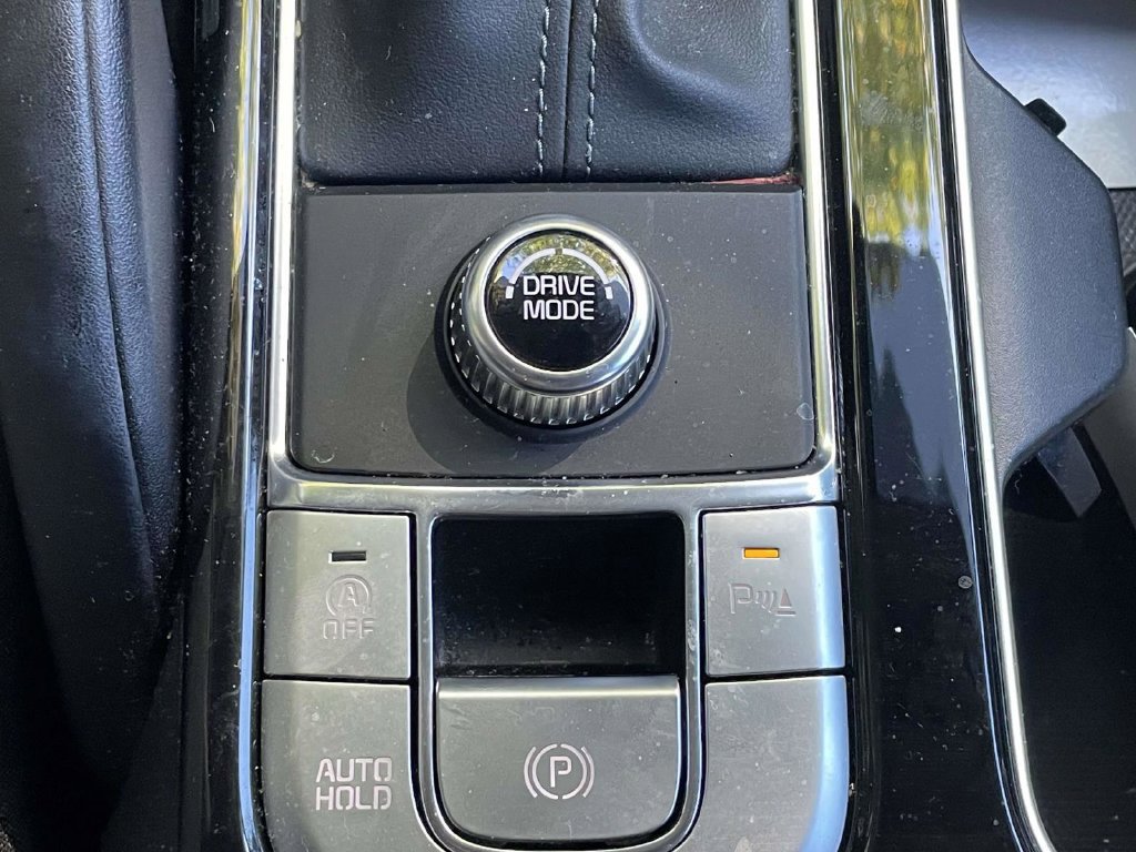 Used 2025 Kia Telluride S FWD image 38