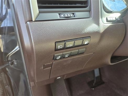 Used 2020 Lexus RX 450h AWD w/ Premium Package image 13