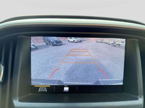 Used 2019 GMC Canyon SLE image 24