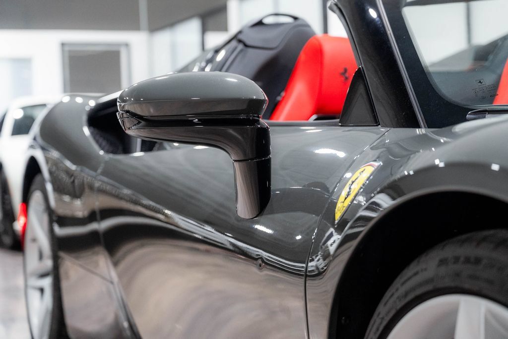 Used 2024 Ferrari SF90 Spider AWD/4WD image 12