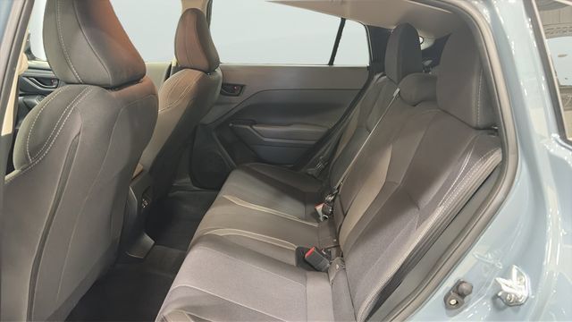 Used 2025 Subaru Crosstrek 2.5i Premium AWD/4WD image 17