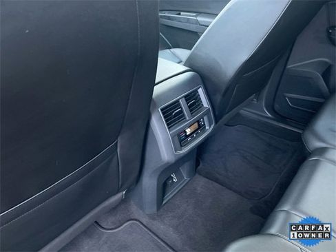 Used 2019 Volkswagen Atlas SE w/ Towing Package image 24