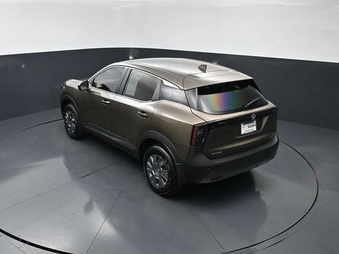 Used 2025 Nissan Kicks S w/ Interior Electronics Package FWD image 21