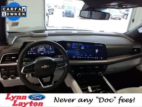 Used 2025 Chevrolet Tahoe Premier w/ Sun And Tow Package image 15