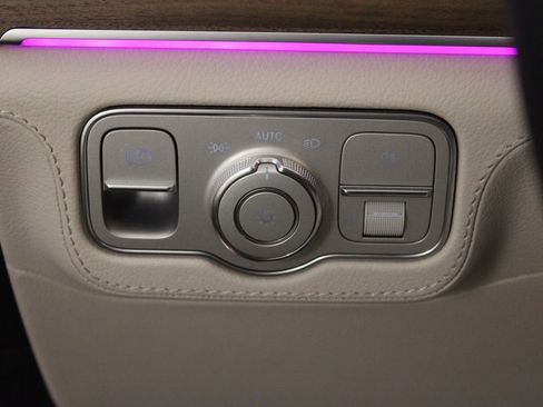 Certified 2026 Mercedes-Benz GLE 450 4MATIC image 18