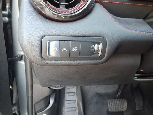 Used 2025 Chevrolet Blazer EV RS AWD/4WD image 28