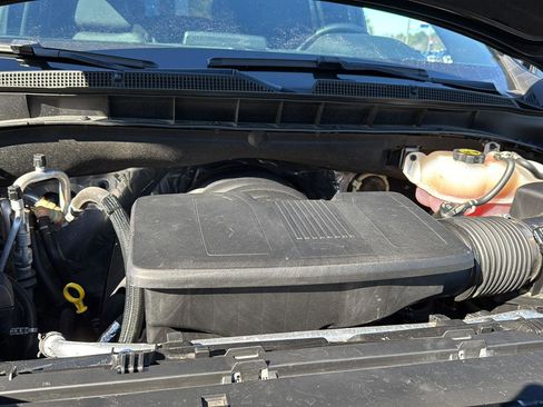 Certified 2024 Chevrolet Tahoe LT image 31