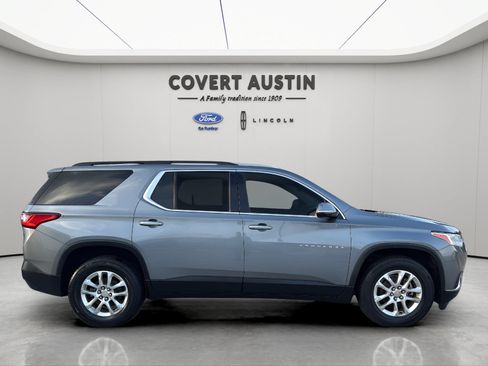 Used 2019 Chevrolet Traverse LT FWD image 4