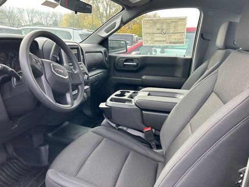New 2025 GMC Sierra 1500 Pro image 9