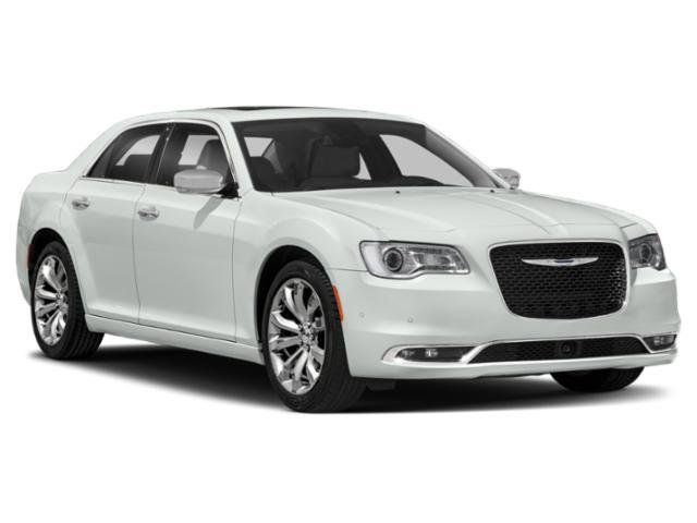 Used 2018 Chrysler 300 Touring w/ Driver Convenience Group RWD image 9