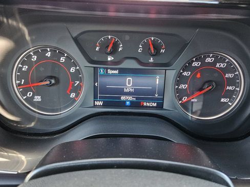 Used 2023 Chevrolet Camaro LT RWD image 7