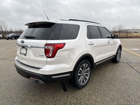 Used 2018 Ford Explorer Platinum image 5