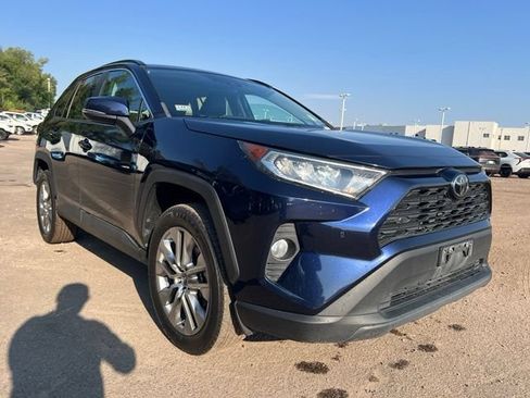 Used 2021 Toyota RAV4 XLE Premium FWD image 8
