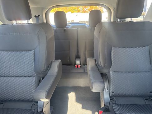 Certified 2022 Ford Explorer XLT image 15