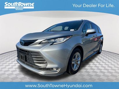 Used 2021 Toyota Sienna Limited