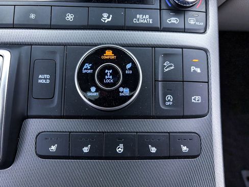 Used 2024 Hyundai Palisade Limited AWD/4WD image 26
