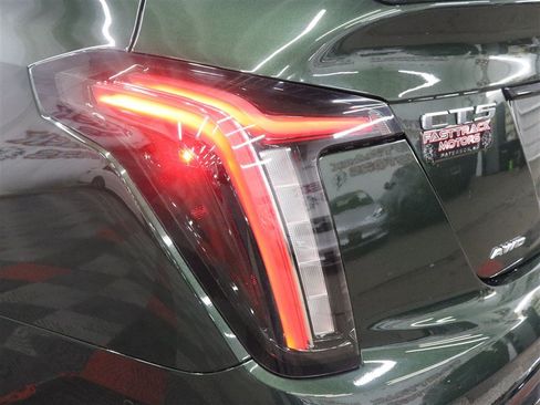 Used 2021 Cadillac CT5 V w/ Platinum Package AWD/4WD image 13