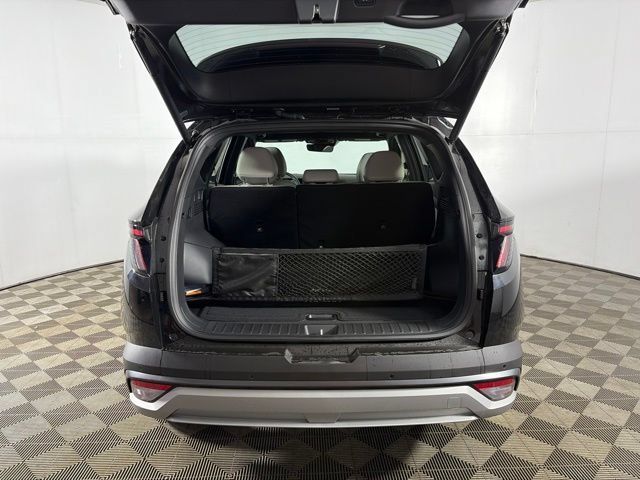 New 2026 Hyundai Tucson Limited AWD/4WD image 7