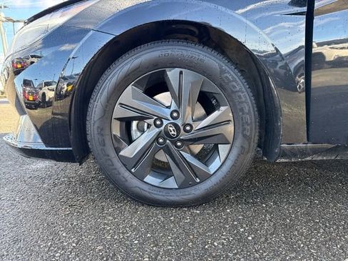 Used 2021 Hyundai Elantra SEL w/ Convenience Package image 28