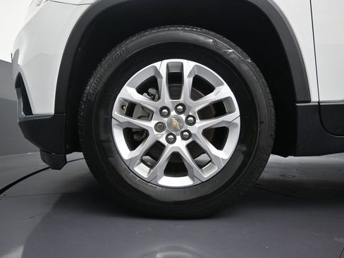 Used 2019 Chevrolet Traverse LT FWD image 10
