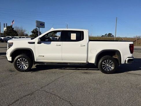 Used 2023 GMC Sierra 1500 AT4 AWD/4WD image 4