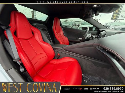 Used 2024 Chevrolet Corvette Stingray Convertible w/ Z51 Performance Package RWD image 26