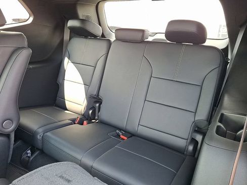 New 2026 GMC Acadia Elevation w/ Elevation Premium Package AWD/4WD image 12