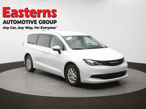 Used 2023 Chrysler Voyager LX FWD image 48