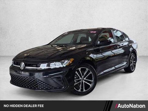 Used 2025 Volkswagen Jetta Sport FWD image 1