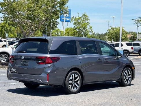 New 2026 Honda Odyssey EX-L image 5