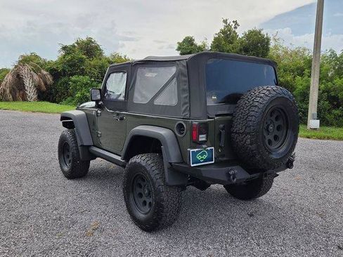 Used 2015 Jeep Wrangler Sport AWD/4WD image 3