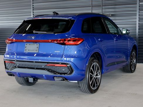 New 2026 Audi Q5 Premium AWD/4WD image 17