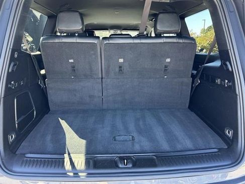 Used 2024 Jeep Wagoneer Series II image 9