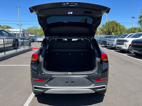 Used 2023 Buick Encore GX Select FWD image 17